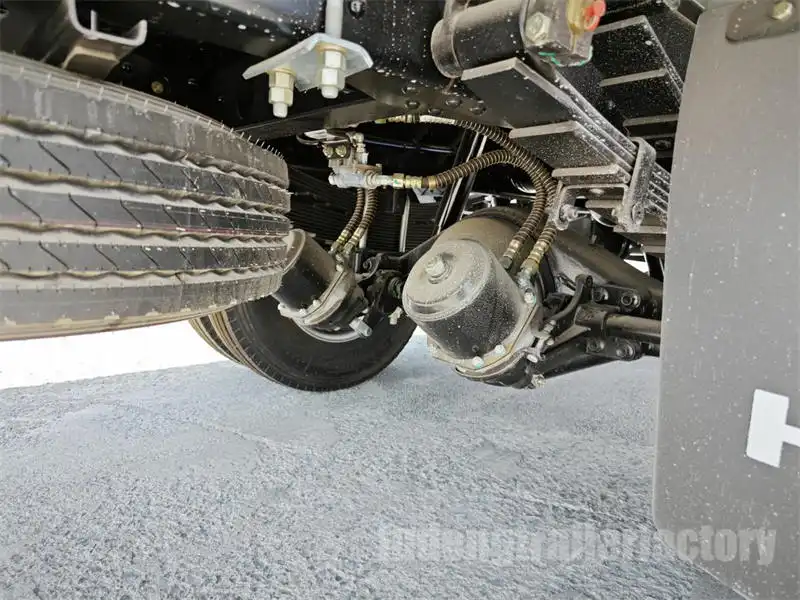howo light truck01