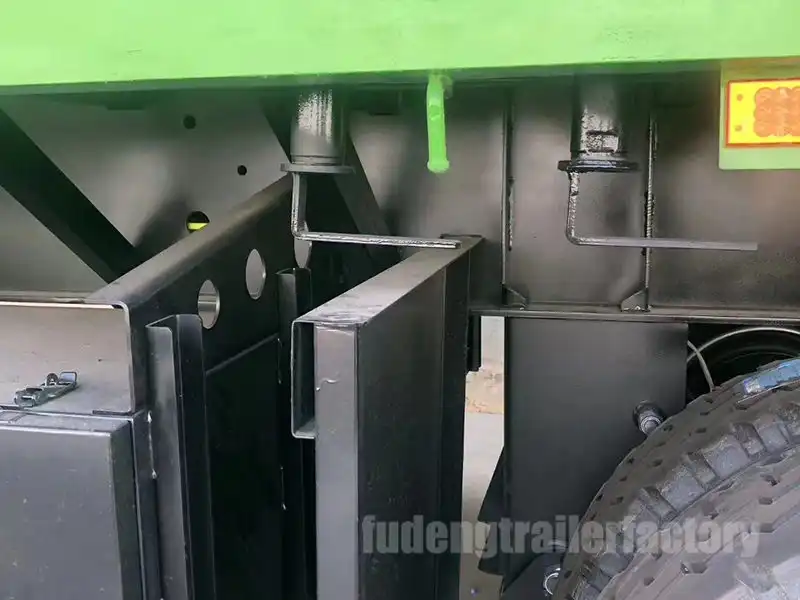 80Tons Bulk Cargo Semi Trailer06